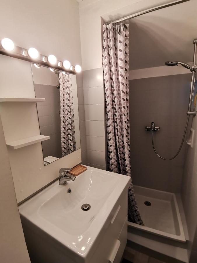 Anémone - studio tout confort en centre ville Millau Extérieur photo